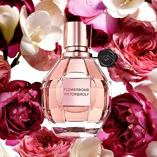 Budget ๐ Viktor&Rolf Flowerbomb GIft Set ๐ฅฐ 5 Budget ๐ Viktor&Rolf Flowerbomb GIft Set ๐ฅฐ - Image 3